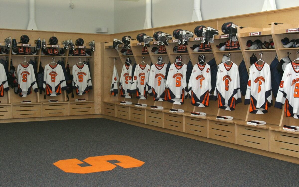 Syracuse Women's Hockey