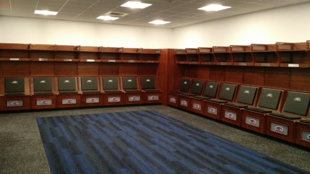 Pro Slant 3 - Legends Custom Lockers Pro Slant